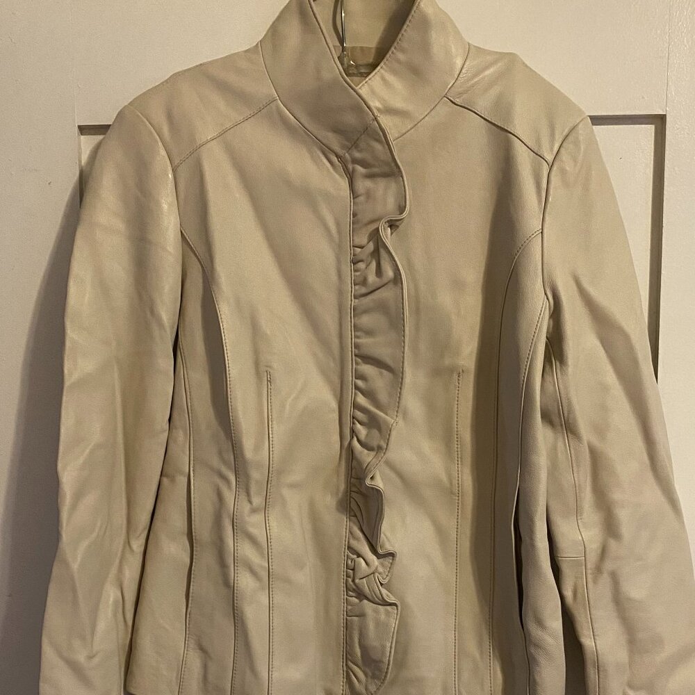 Neiman Marcus Lamb Leather Jacket Short